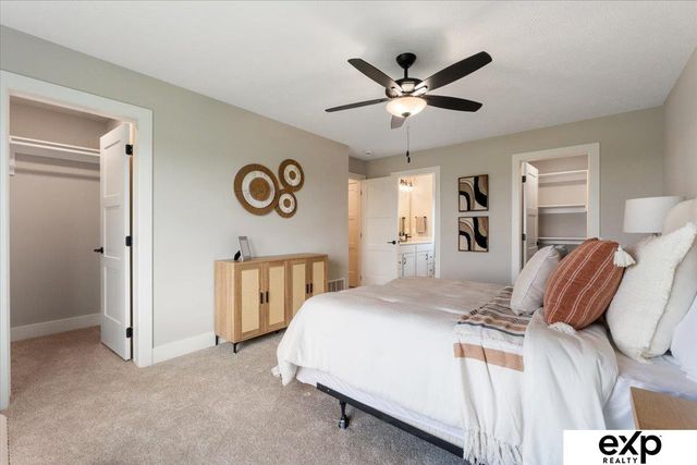 901 Haggard Street, Lincoln, NE 68521