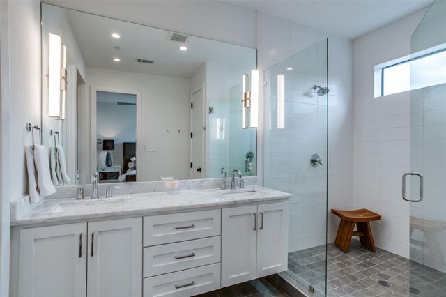 2719 Reagan Street 101, Dallas, TX 75219