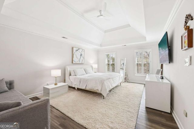 210 Willow Lake Cove, Roswell, GA 30075