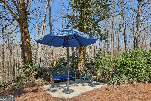 210 Willow Lake Cove, Roswell, GA 30075