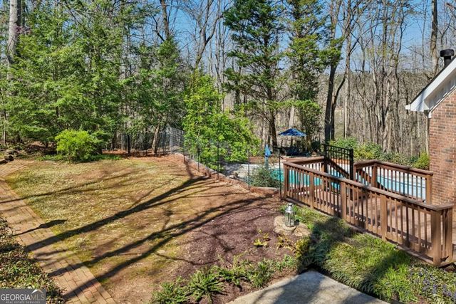 210 Willow Lake Cove, Roswell, GA 30075