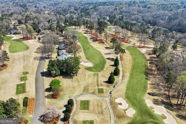 210 Willow Lake Cove, Roswell, GA 30075