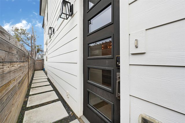 4506 Hardy Street A, Houston, TX 77009