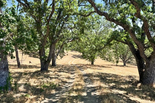 28 Long Ridge Trail, Carmel, CA 93923