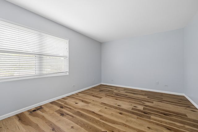 2013 Vanderbilt Court, Naperville, IL 60565