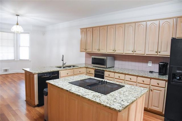 100 Acorn Ridge, Fayetteville, GA 30214