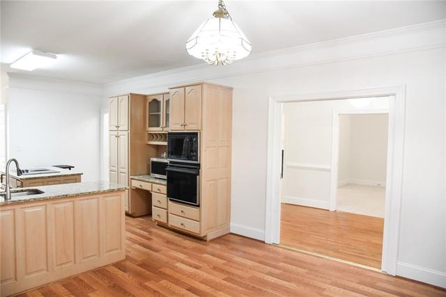 100 Acorn Ridge, Fayetteville, GA 30214