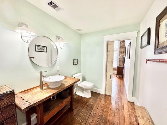 219 22nd Street 1, Galveston, TX 77550