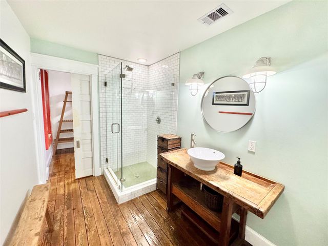 219 22nd Street 1, Galveston, TX 77550