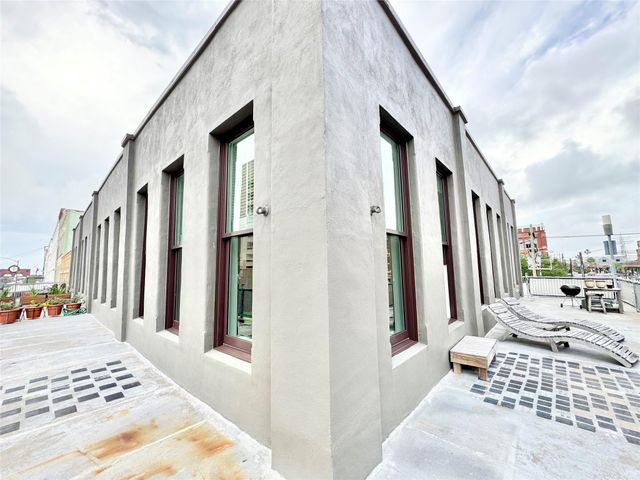219 22nd Street 1, Galveston, TX 77550