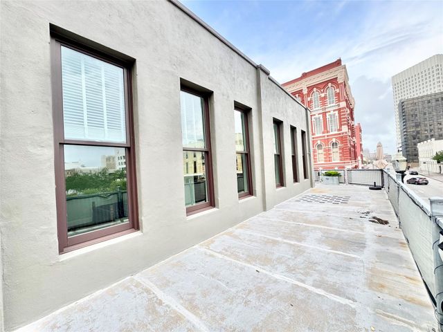 219 22nd Street 1, Galveston, TX 77550