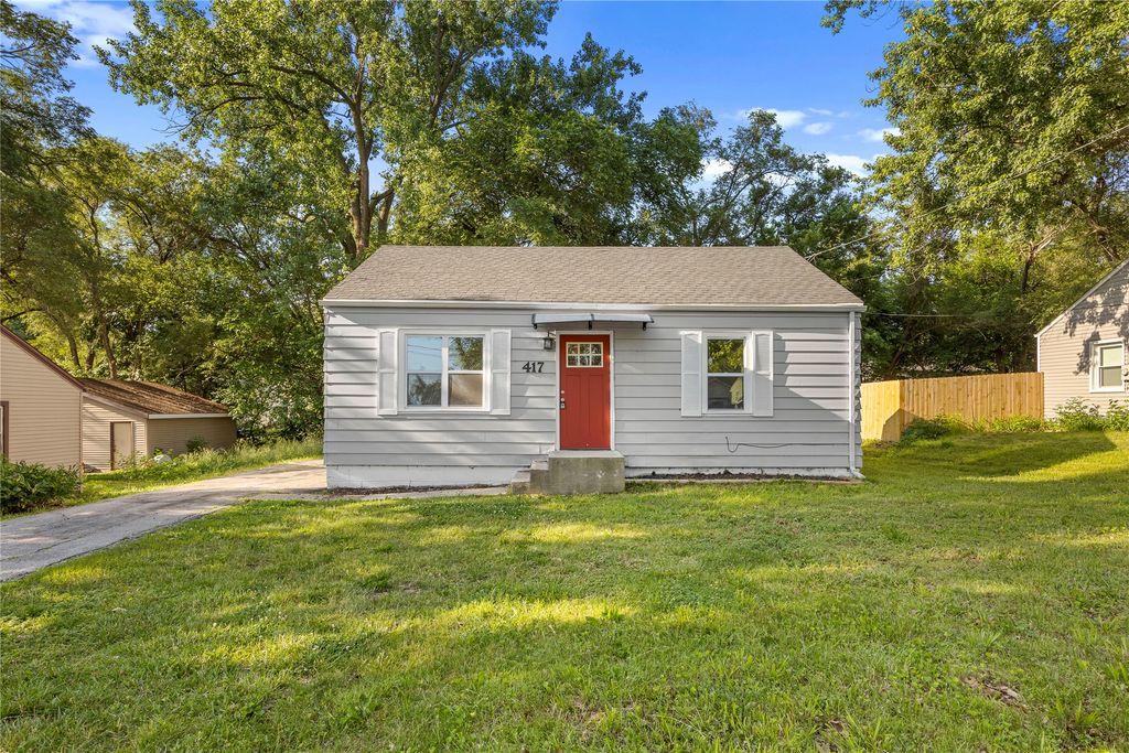417 E Wall Avenue, Des Moines, IA 50315