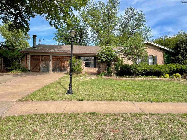 913 S PRESTON ROAD, Burkburnett, TX 76367