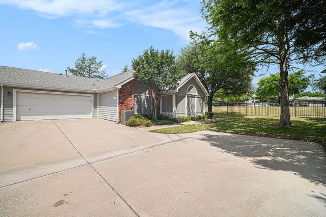 6132 Haley Lane, Fort Worth, TX 76132