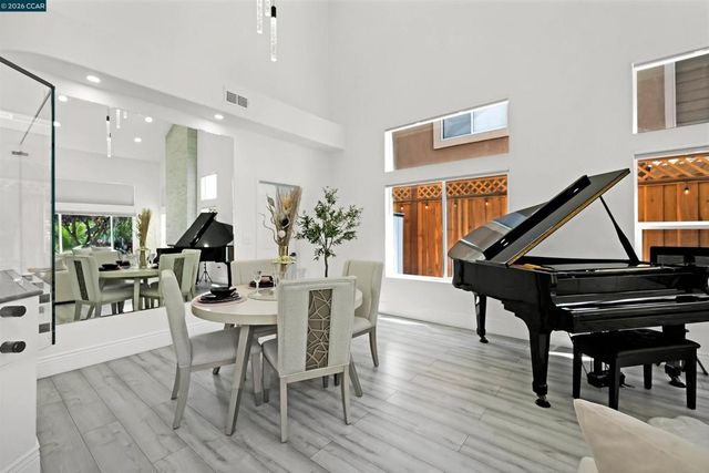 621 Black Oak Way, Antioch, CA 94509