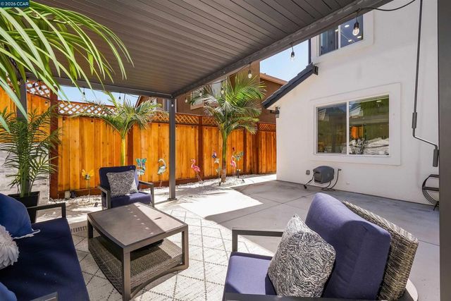 621 Black Oak Way, Antioch, CA 94509