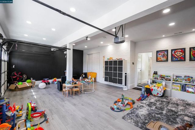 621 Black Oak Way, Antioch, CA 94509