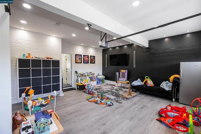 621 Black Oak Way, Antioch, CA 94509