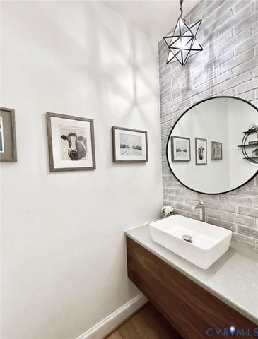 14469 St Andrews Ln, Ashland, VA 23005