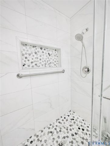 14469 St Andrews Ln, Ashland, VA 23005