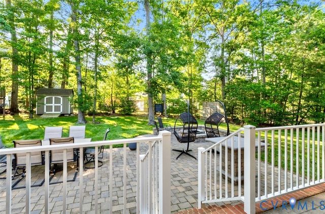 14469 St Andrews Ln, Ashland, VA 23005