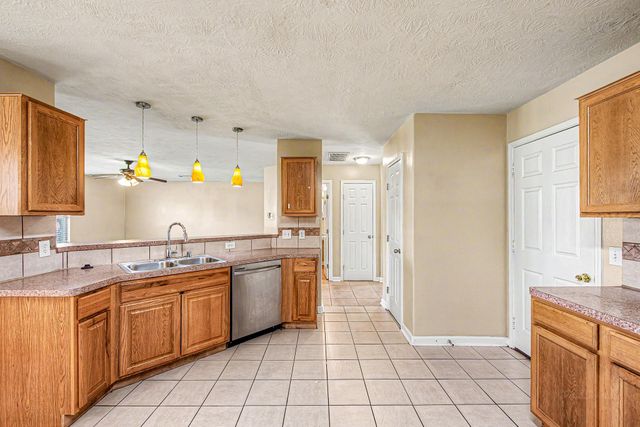18114 Sorrell Oaks Lane, Richmond, TX 77407
