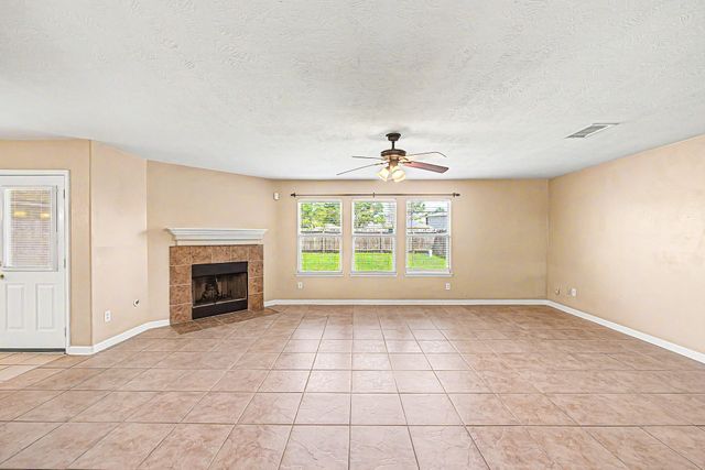 18114 Sorrell Oaks Lane, Richmond, TX 77407