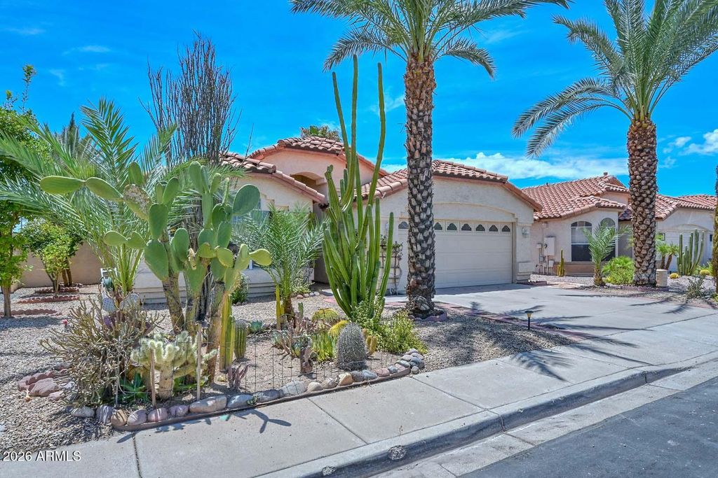 7911 W KIMBERLY Way, Glendale, AZ 85308 — photo 3