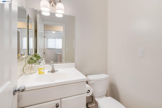 18540 Mesa Verde Way, Castro Valley, CA 94552