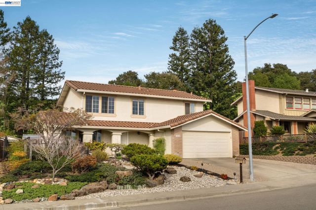 18540 Mesa Verde Way, Castro Valley, CA 94552