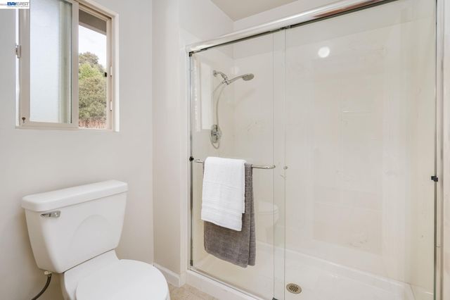 18540 Mesa Verde Way, Castro Valley, CA 94552