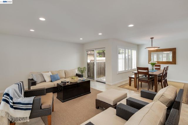 18540 Mesa Verde Way, Castro Valley, CA 94552