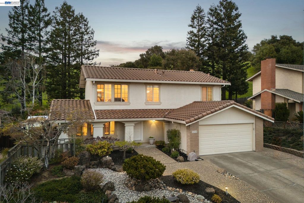 18540 Mesa Verde Way, Castro Valley, CA 94552