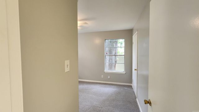 20 W Windsor Drive, Little Rock, AR 72209
