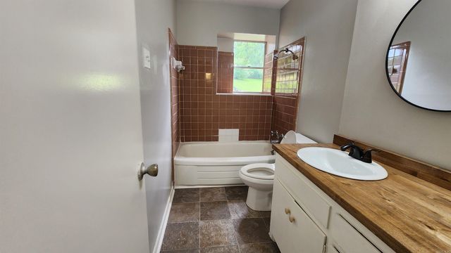 20 W Windsor Drive, Little Rock, AR 72209
