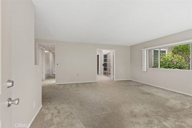 68 Calle Aragon C, Laguna Woods, CA 92637