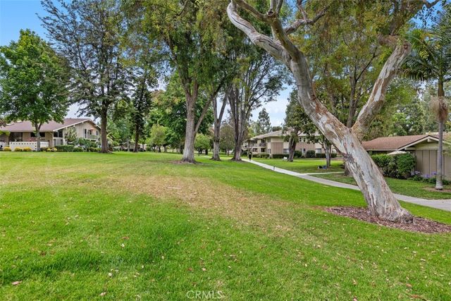 68 Calle Aragon C, Laguna Woods, CA 92637