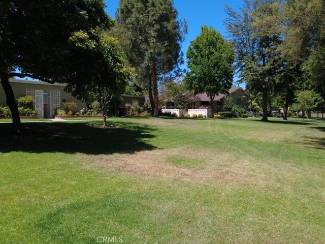 68 Calle Aragon C, Laguna Woods, CA 92637
