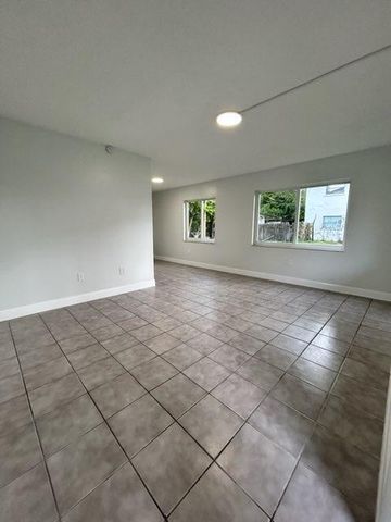 6601 SW 46th Street 106, Davie, FL 33314