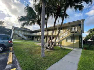 6601 SW 46th Street 106, Davie, FL 33314