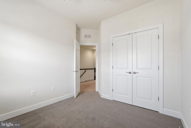 15331 LINVILLE CREEK DR, Haymarket, VA 20169