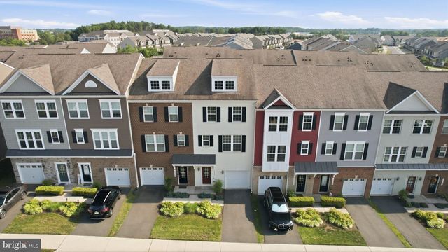 15331 LINVILLE CREEK DR, Haymarket, VA 20169