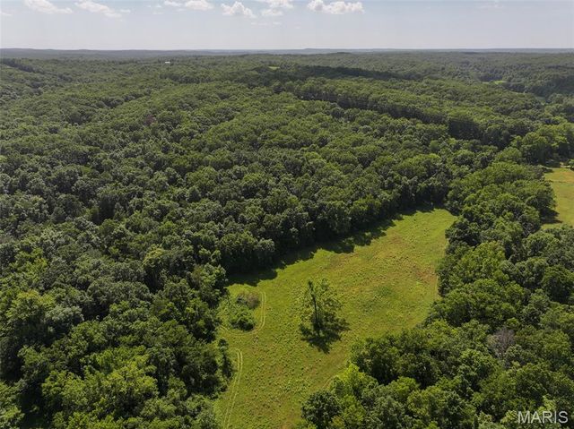 10911 Magnolia Road, Sullivan, MO 63080