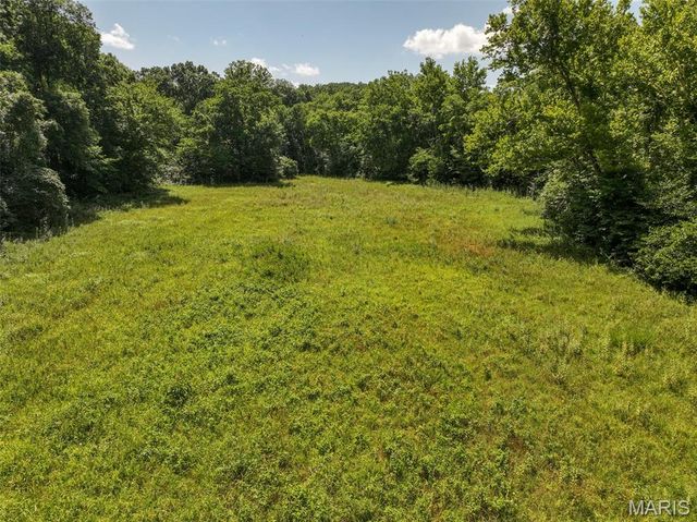 10911 Magnolia Road, Sullivan, MO 63080