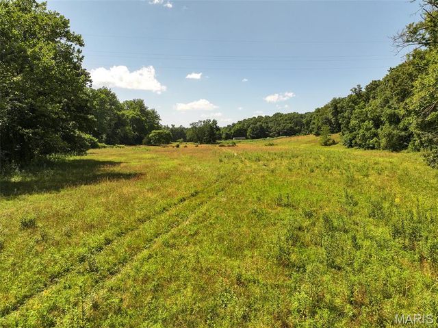 10911 Magnolia Road, Sullivan, MO 63080