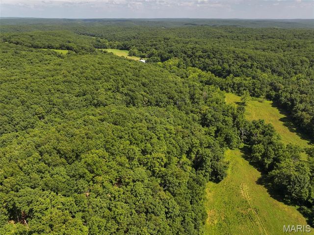 10911 Magnolia Road, Sullivan, MO 63080