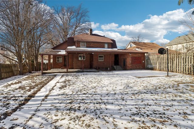 324 W 3rd Street S, Newton, IA 50208