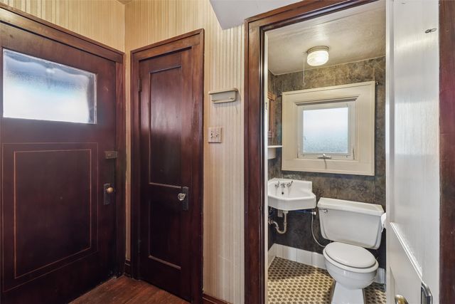 324 W 3rd Street S, Newton, IA 50208