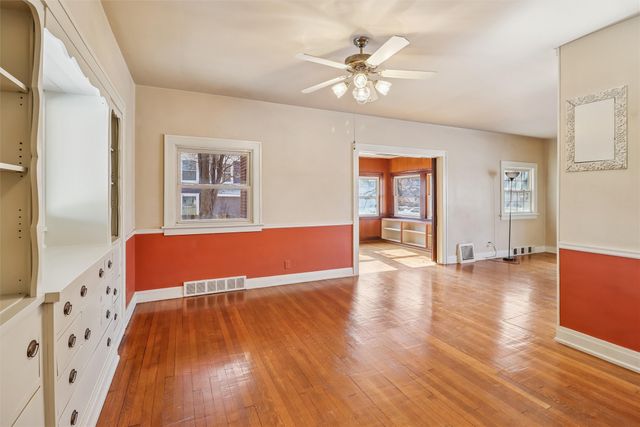 324 W 3rd Street S, Newton, IA 50208