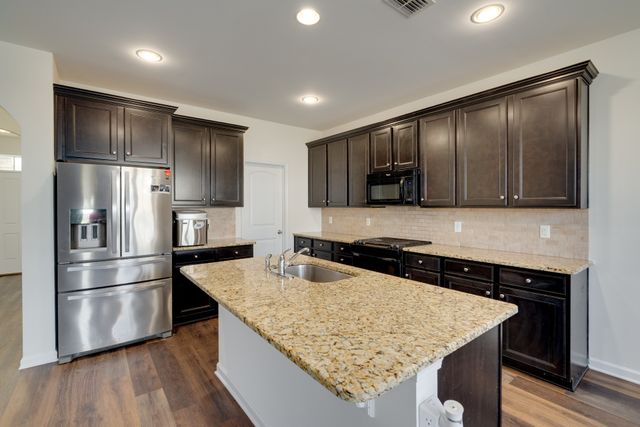 3332 Almar Knot Dr, Murfreesboro, TN 37128